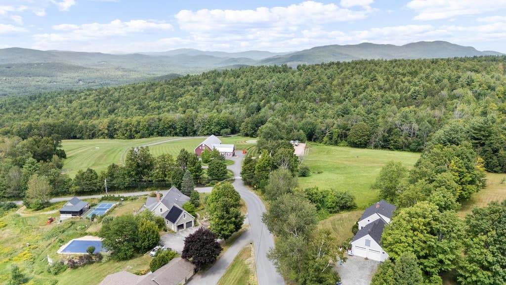 Photo of 267 Kearsarge Mountain Road, Wilmot, NH 03287 (MLS # 5104311)