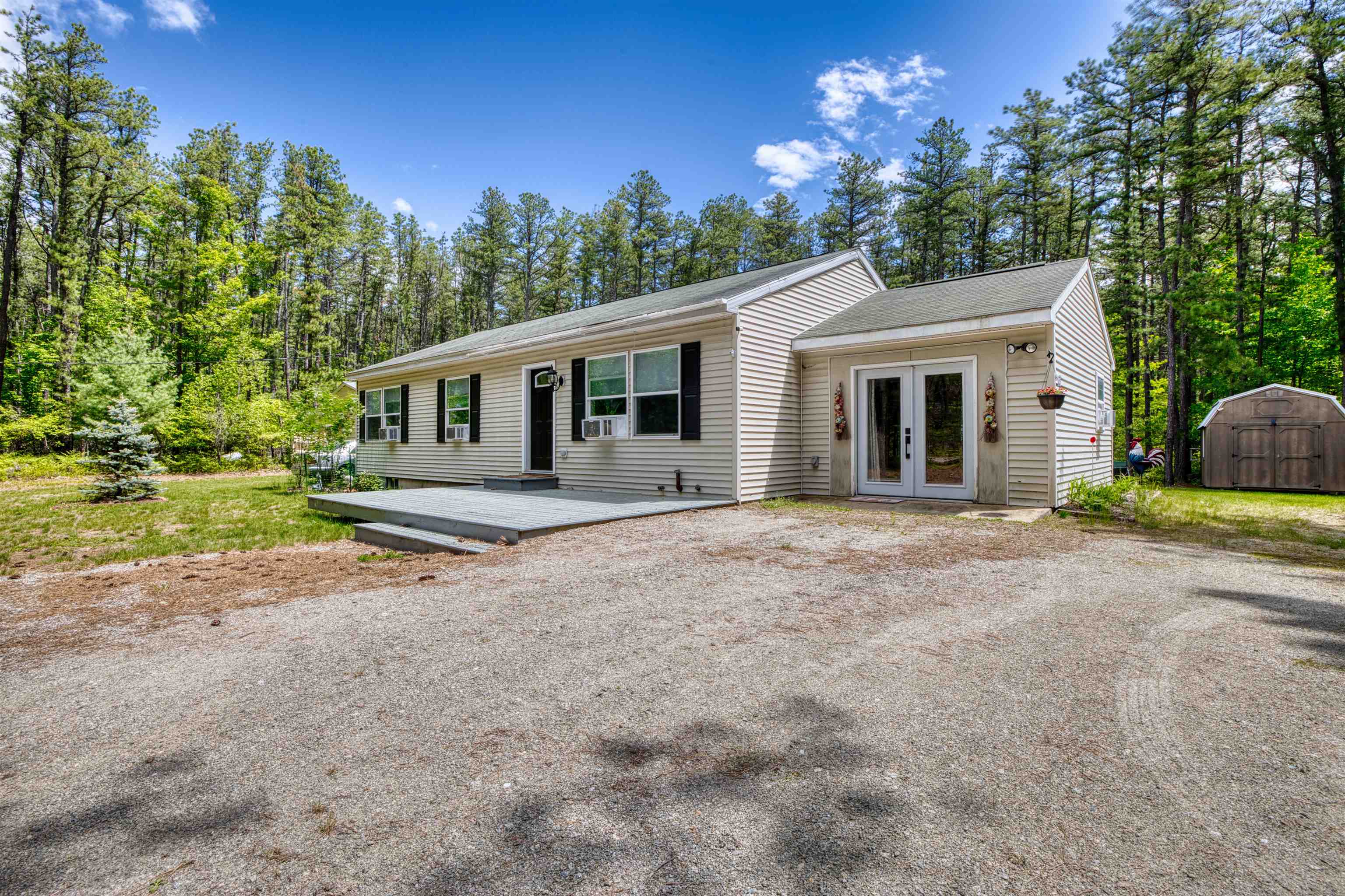 23 Stoddard Lane
