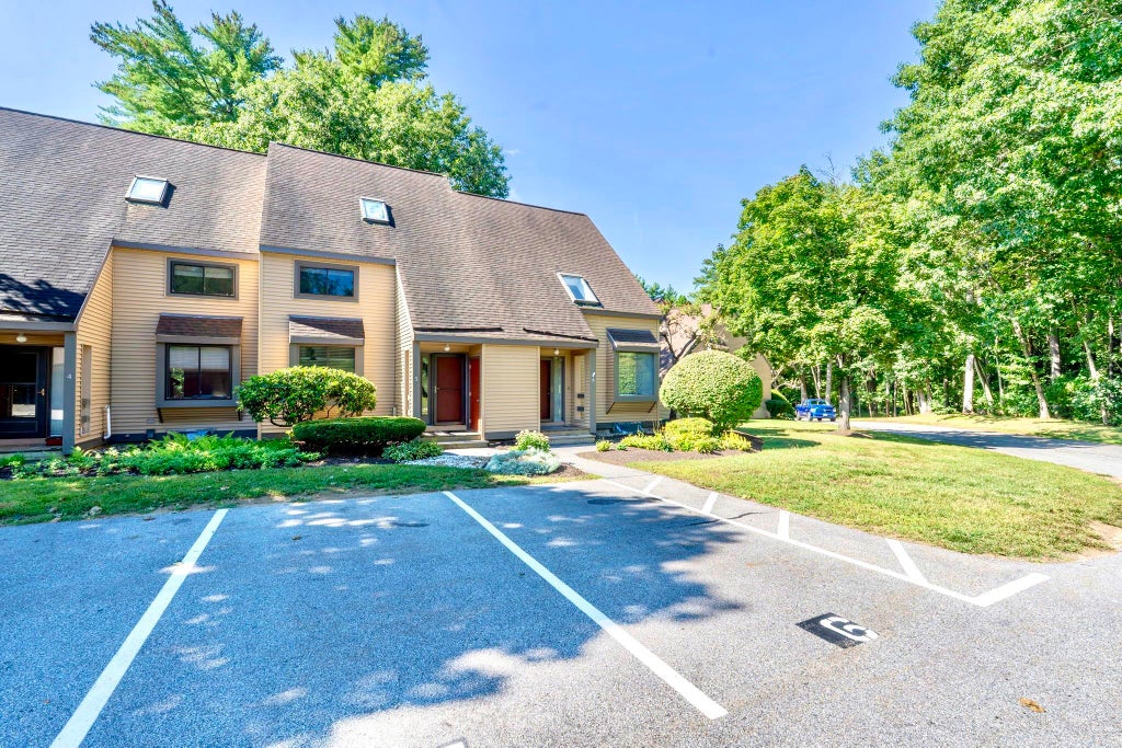 Photo of 6 Remington Court, Pembroke, NH 03275 (MLS # 5108983)