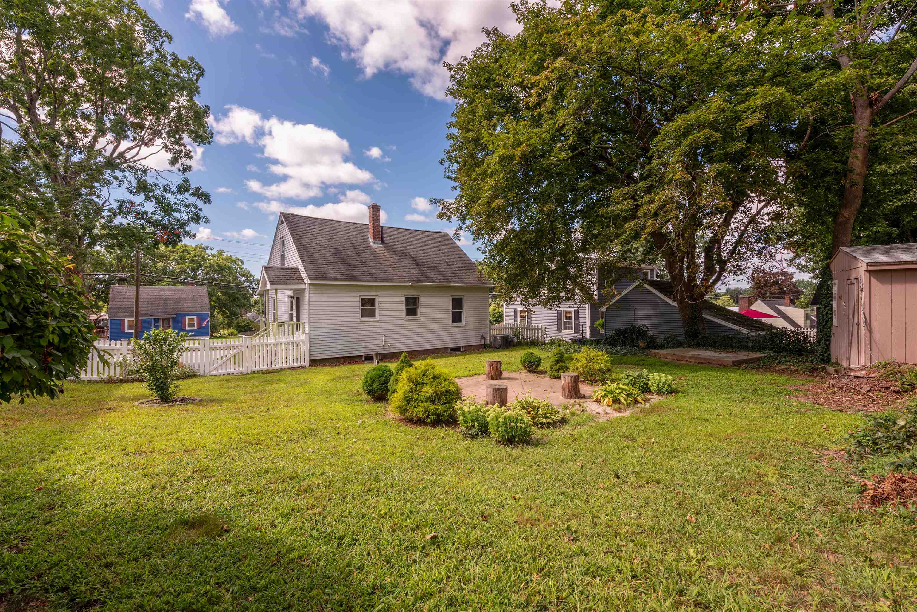 33 Charlotte Avenue