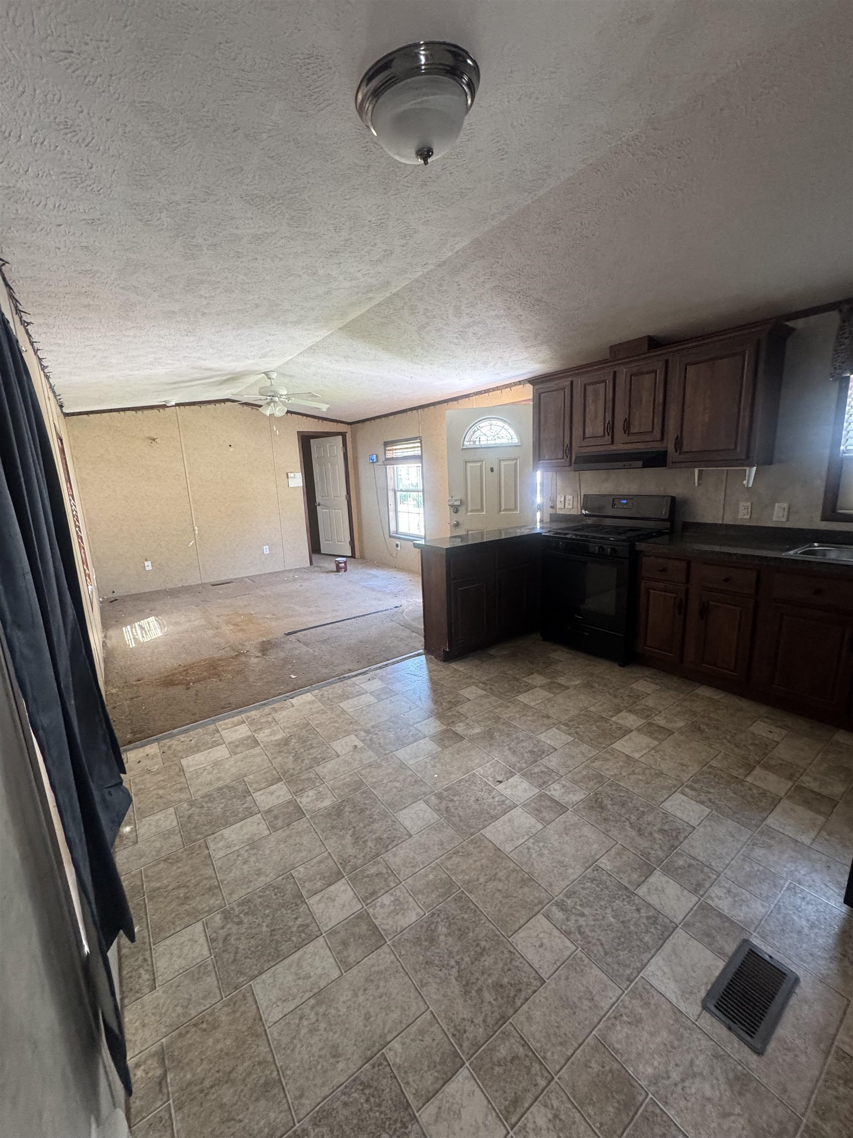 75 S Policy Street 51
