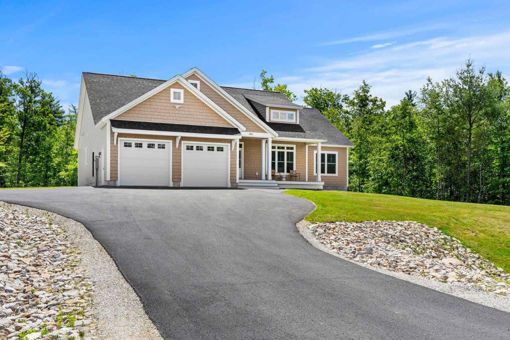 Photo of 441 Blane Circle #12, Pembroke, NH 03275 (MLS # 5102696)