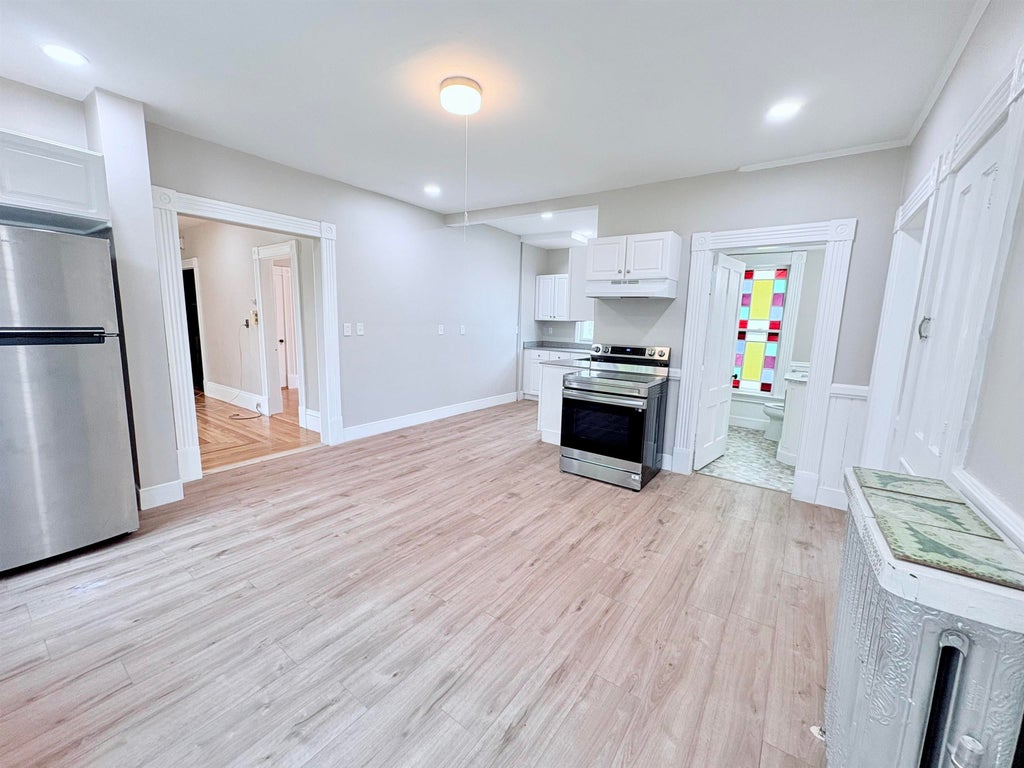 Photo of 883 Union Street #2, Manchester, NH 03104 (MLS # 5104157)