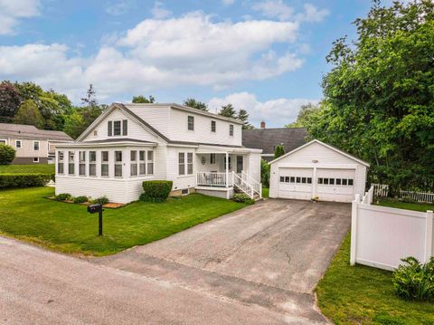 Photo of 6 Chesley Street, Dover, NH 03820 (MLS # 5091954)
