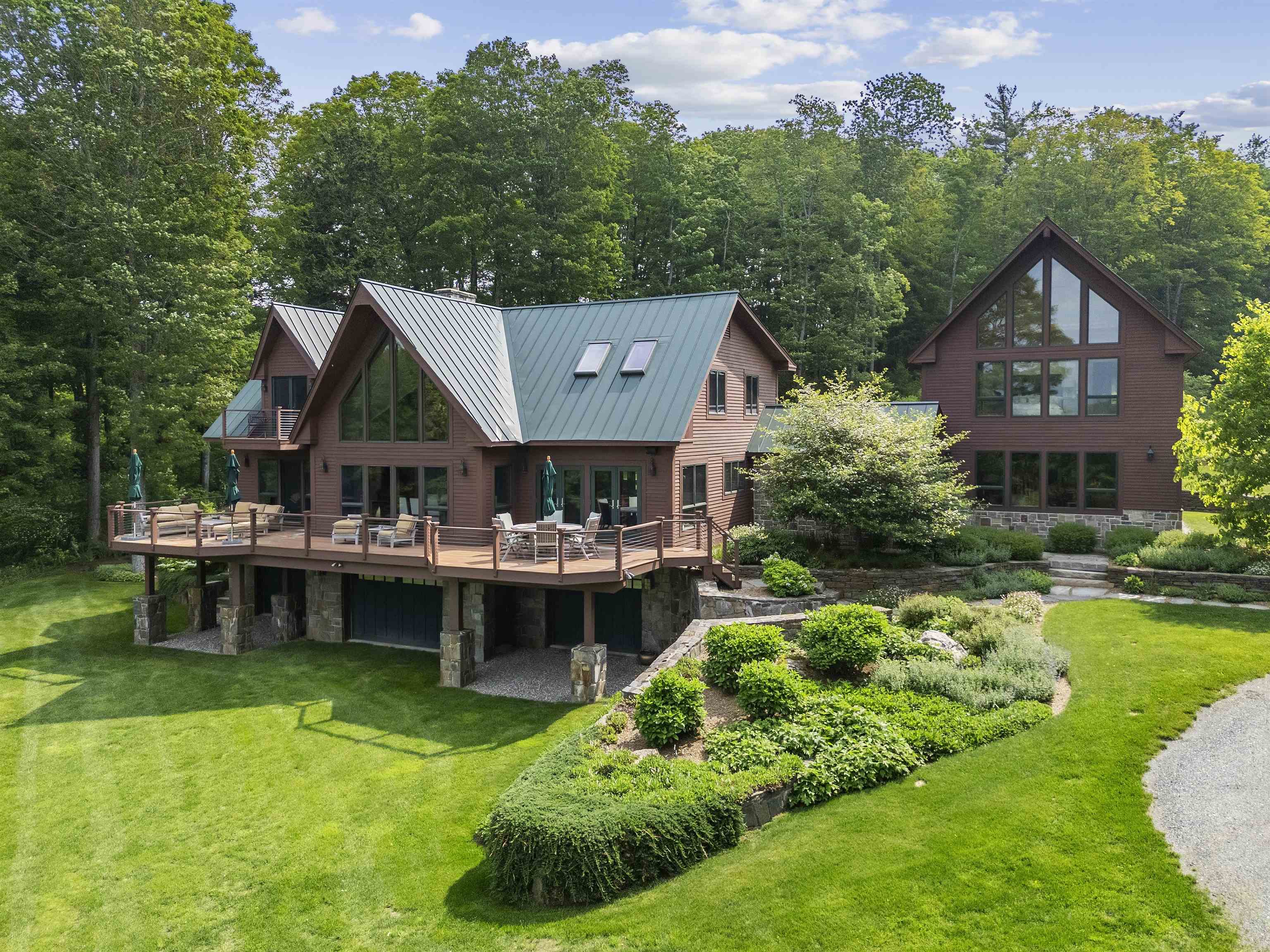 463 North Road