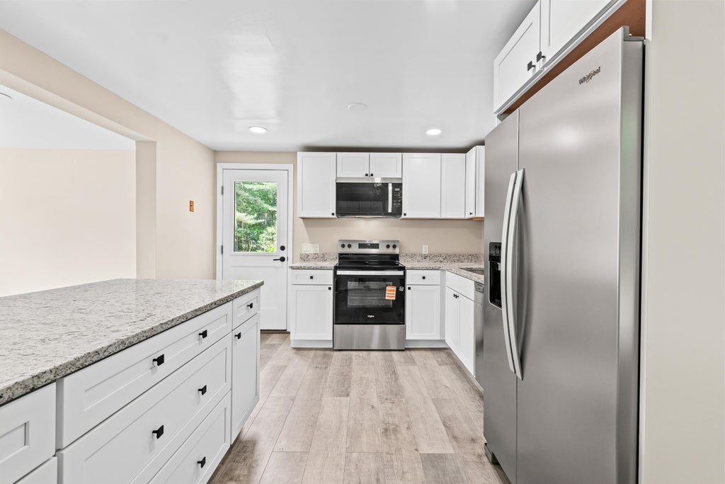 Photo of 17 Fairway Drive, New Hampton, NH 03256 (MLS # 5101159)