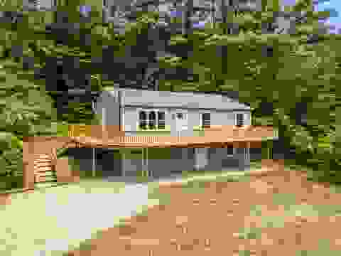 Photo of 17 Fairway Drive, New Hampton, NH 03256 (MLS # 5101159)