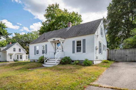 Photo of 10 Sylvain Street, Rochester, NH 03867 (MLS # 5109863)