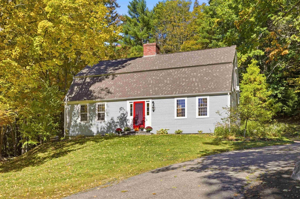 Photo of 8 Baptist Hill Road, Canterbury, NH 03301 (MLS # 5113244)
