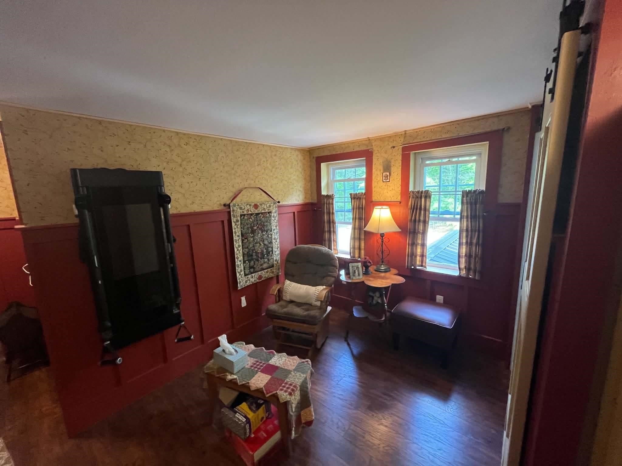 48 N Wakefield Road