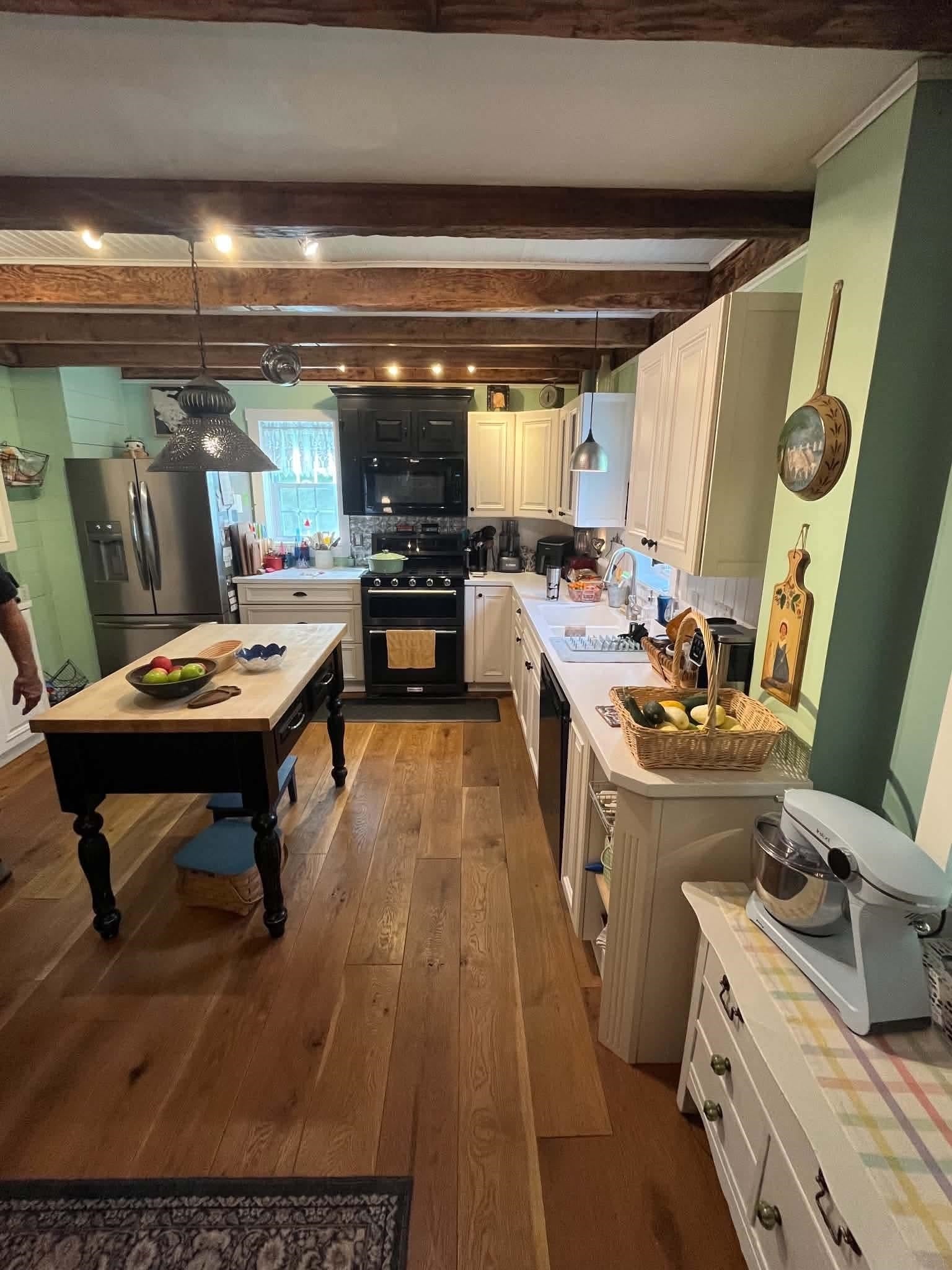 48 N Wakefield Road