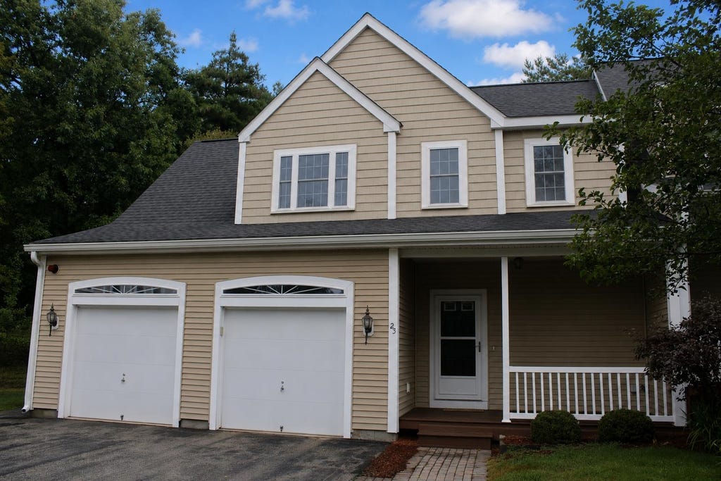 Photo of 25 Augustus Circle, Nashua, NH 03054 (MLS # 5106688)