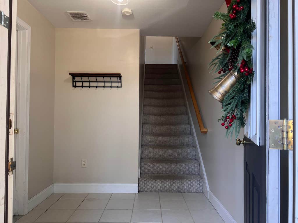 Photo of 20 Portsmouth Avenue #D, Exeter, NH 03833 (MLS # 5100751)