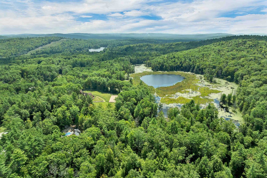 Photo of 661 Deer Meadow Road, Webster, NH 03303 (MLS # 5105083)