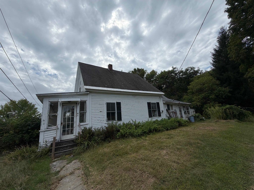 Photo of 8 Dartmouth Avenue, Lebanon, NH 03766 (MLS # 5107233)