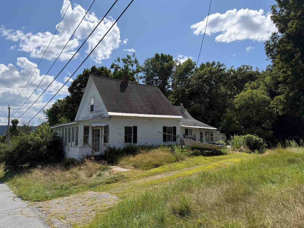 Photo of 8 Dartmouth Avenue, Lebanon, NH 03766 (MLS # 5107233)