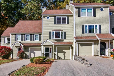 Photo of 12 Cricket Hill Drive, Merrimack, NH 03054 (MLS # 5115254)