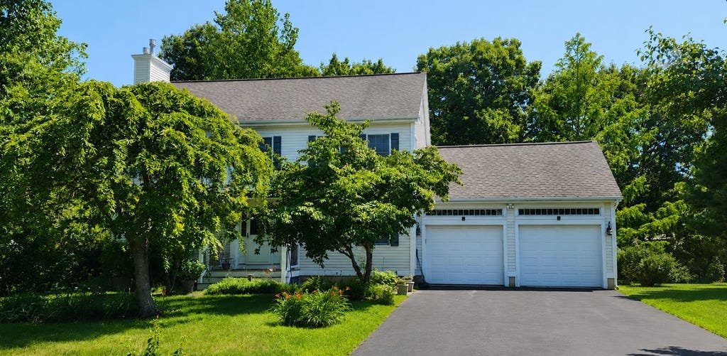 Photo of 14 Viola Circle, Seabrook, NH 03874 (MLS # 5101736)