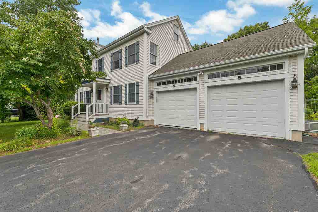 Photo of 14 Viola Circle, Seabrook, NH 03874 (MLS # 5101736)