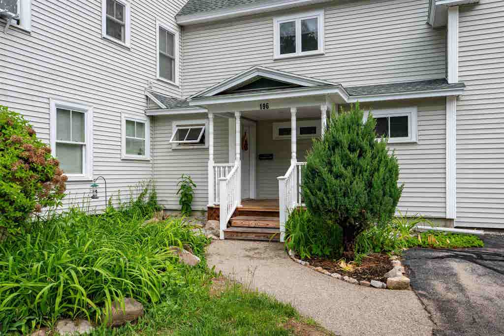 Photo of 196 E Main Street #5, Conway, NH 03818 (MLS # 5106152)