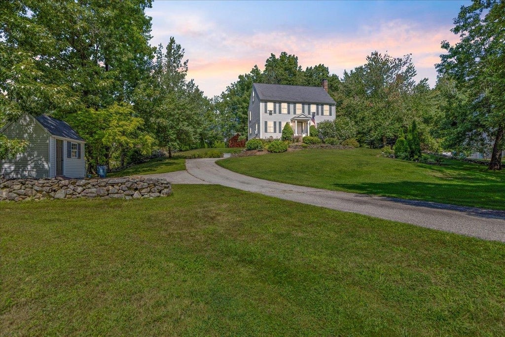Photo of 71 Pond Street, Newton, NH 03858 (MLS # 5108904)