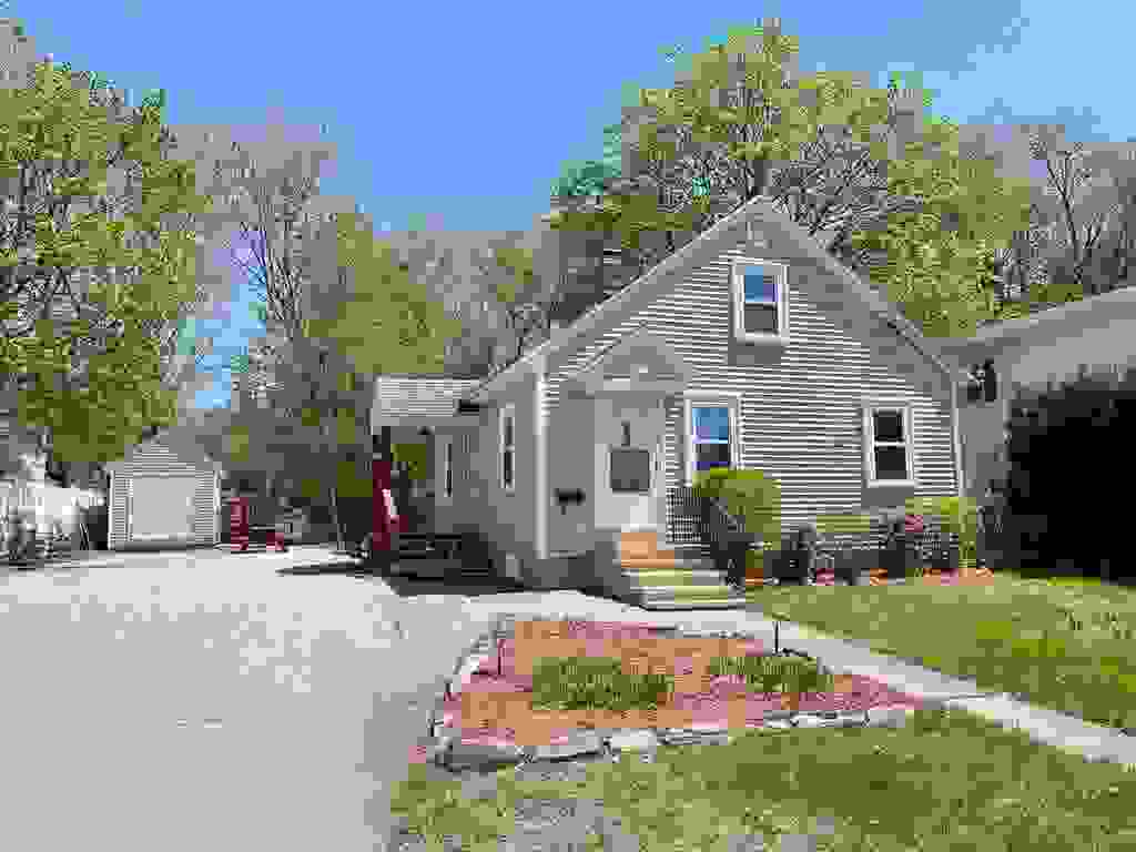 Photo of 145 Anthony Street, Manchester, NH 03103 (MLS # 5087017)