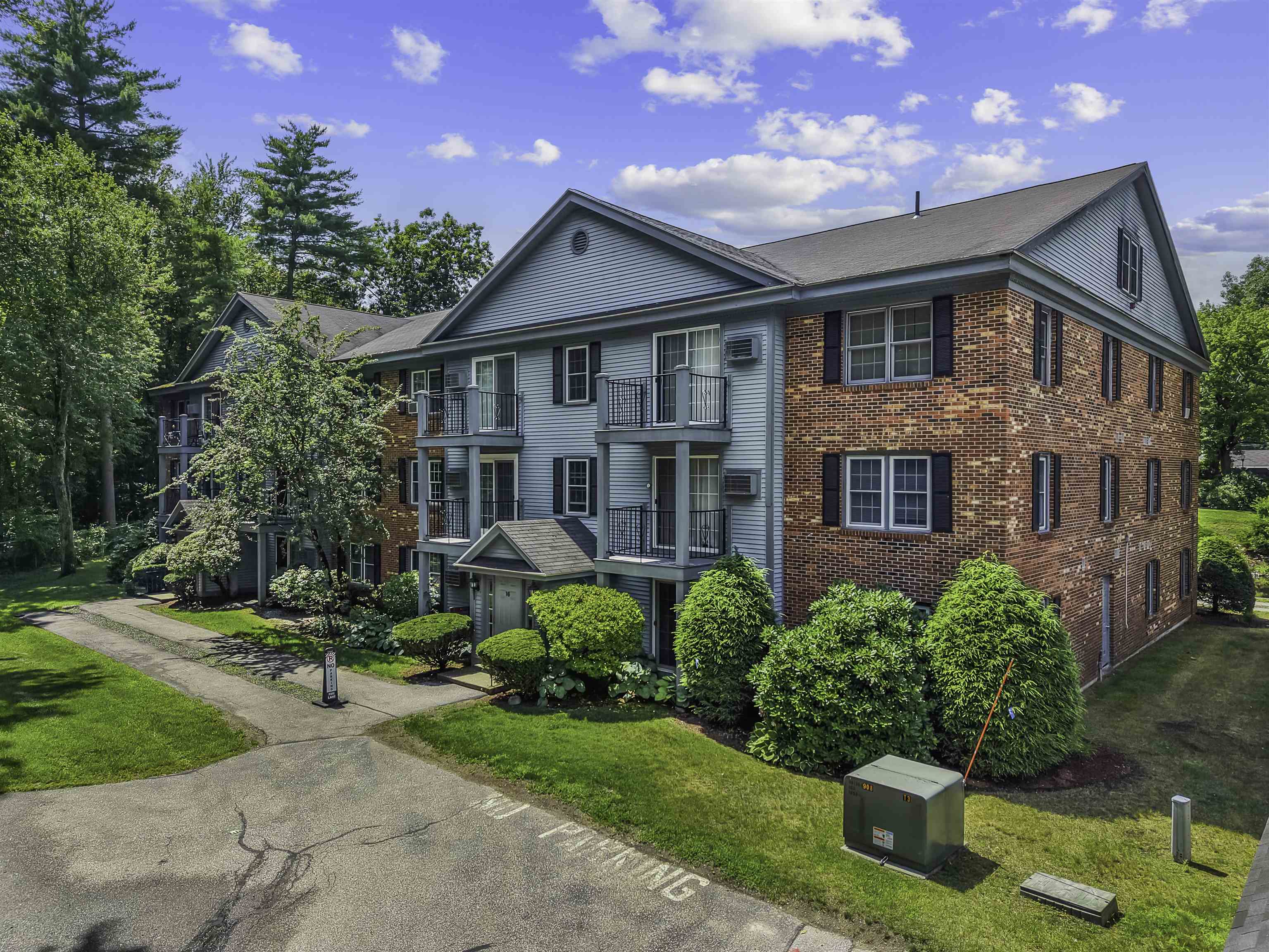 16 Northbrook Drive 1608