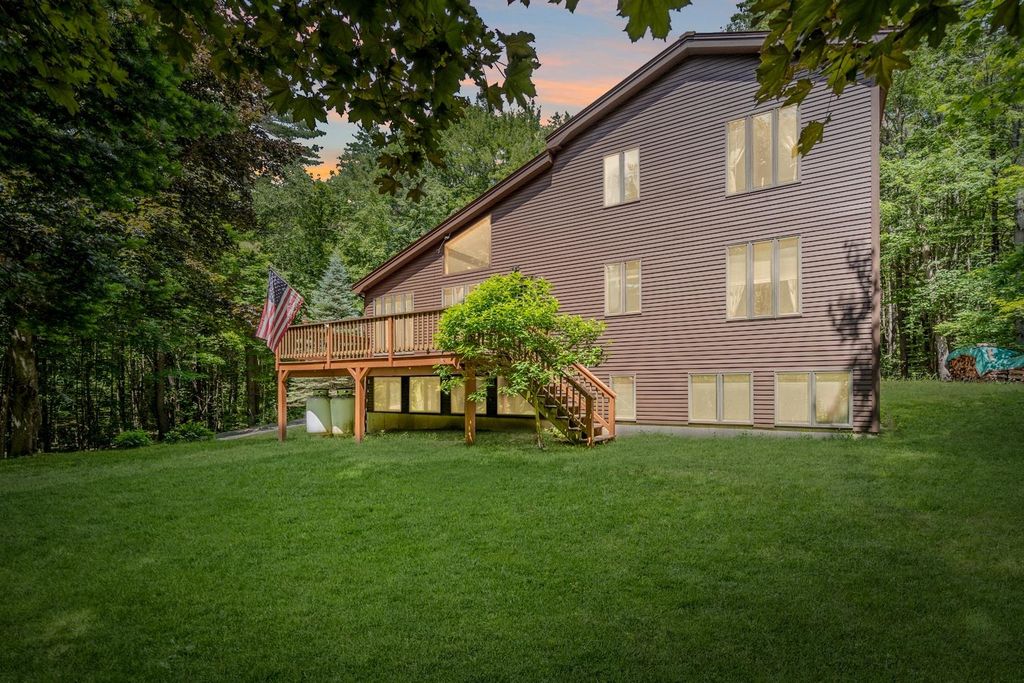 Photo of 106 Livingston Road, Meredith, NH 03253 (MLS # 5097581)