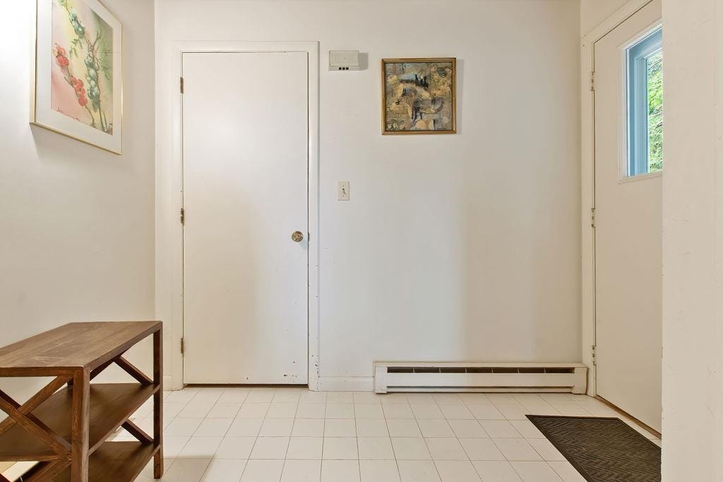 Photo of 91 Fairway Drive, Sunapee, NH 03782 (MLS # 5103779)
