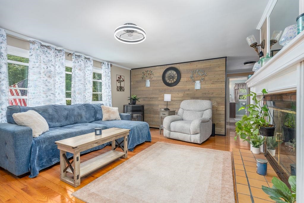18 Lady Slipper Lane