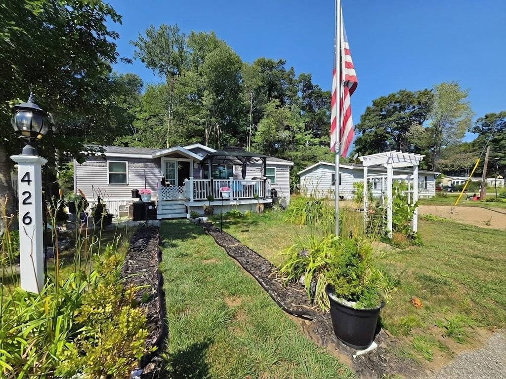Photo of 426 Sherwood Glen, Somersworth, NH 03878 (MLS # 5102116)