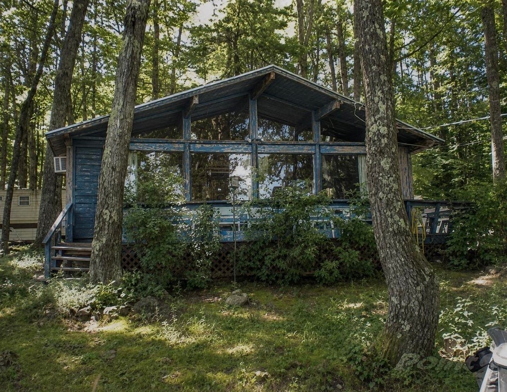 Photo of 11 Abnaki Path, Gilmanton, NH 03237 (MLS # 5106307)