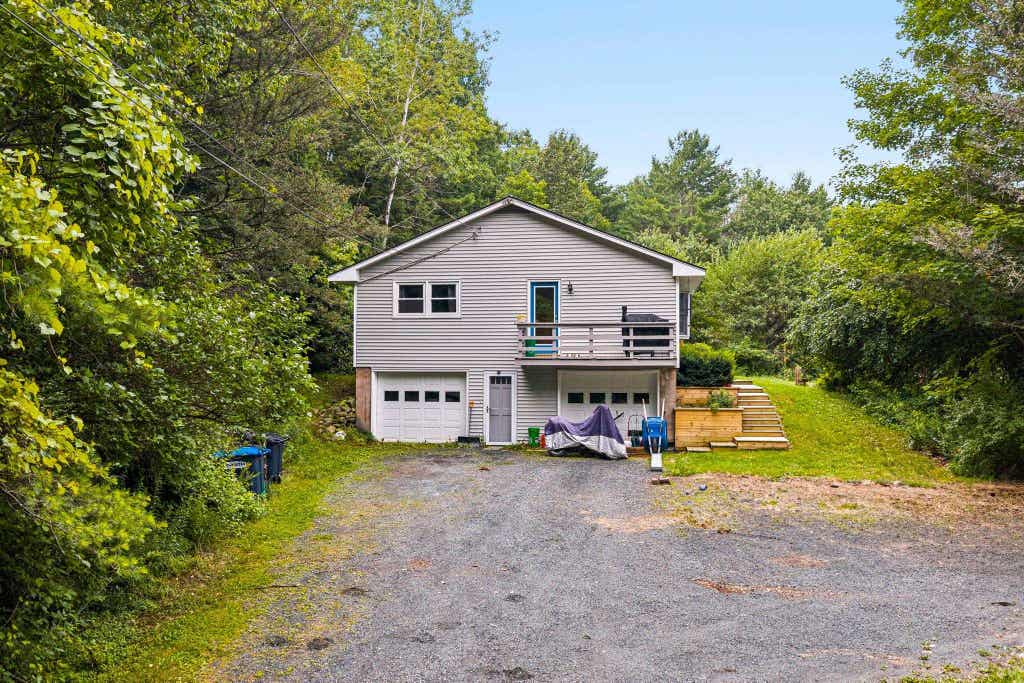 Photo of 43 Bonner Road, Plainfield, NH 03781 (MLS # 5102898)
