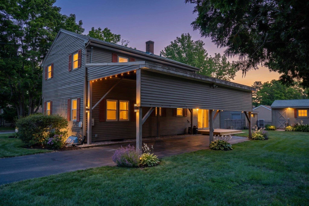 Photo of 44 Sherwood Meadows, Pembroke, NH 03275 (MLS # 5092384)