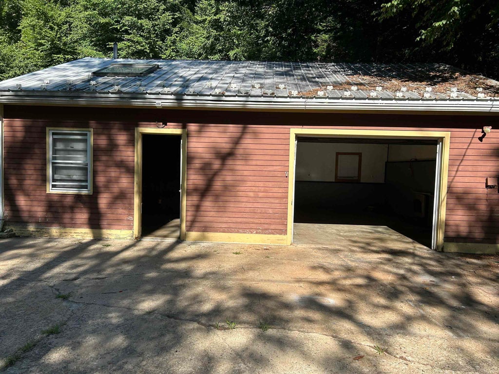 Photo of 4 Boyle Lane, Barrington, NH 03875 (MLS # 5103745)