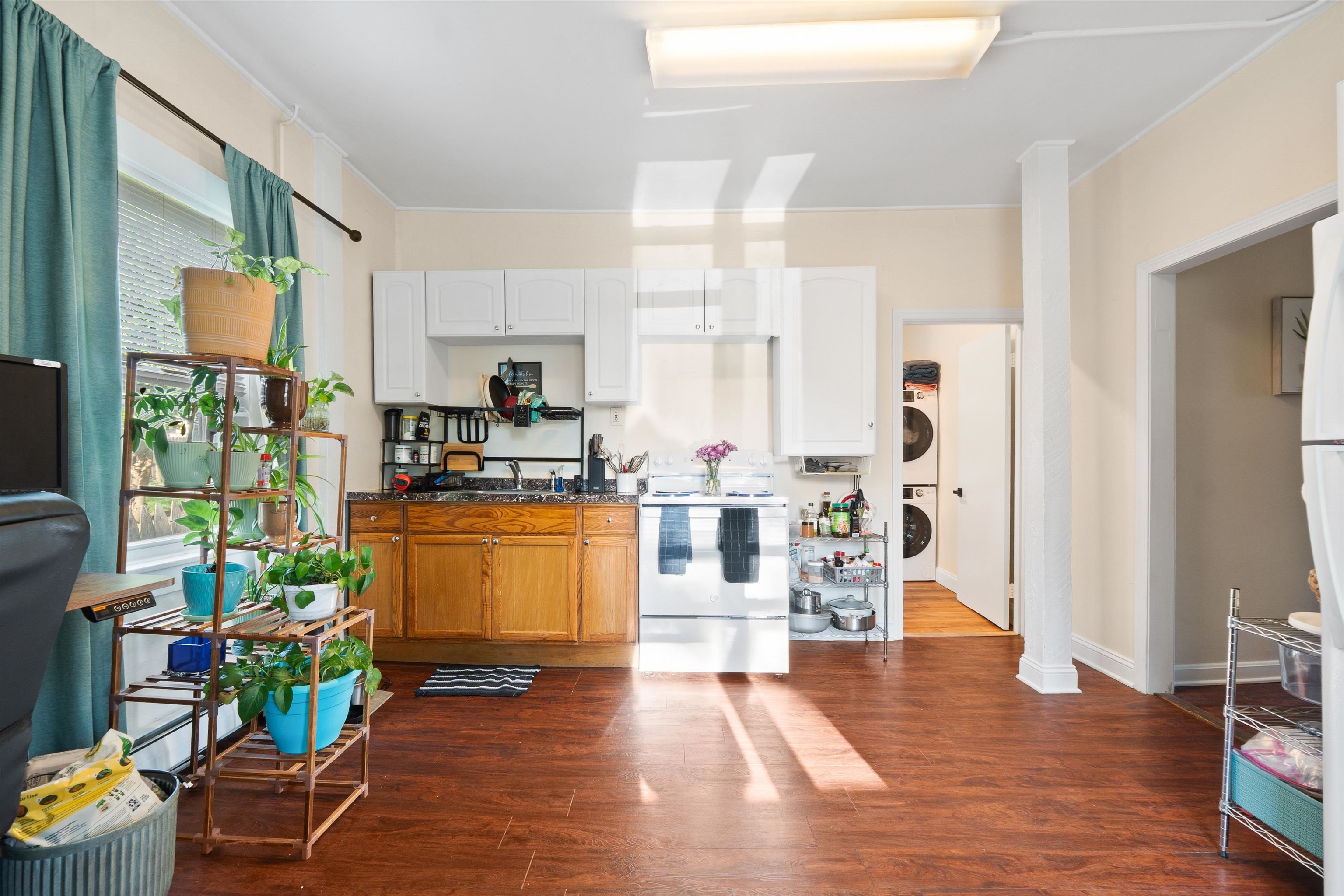 170 Oakland Avenue