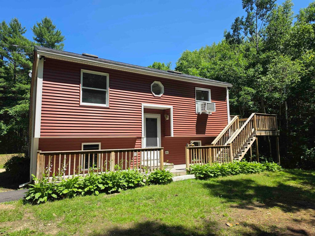 Photo of 1890 Franklin Pierce Highway, Barrington, NH 03825 (MLS # 5097278)