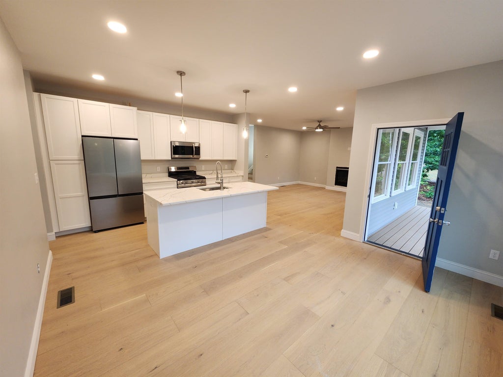Photo of 18 Lee Road, Barrington, NH 03825 (MLS # 5106622)