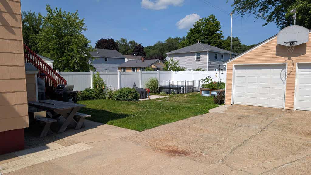 Photo of 275 Bartlett Street, Manchester, NH 03102 (MLS # 5098862)