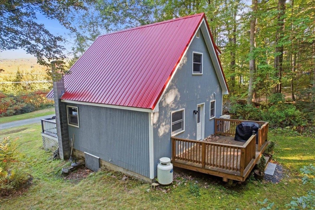 Photo of 132 Rocks Edge Road, Bethlehem, NH 03574 (MLS # 5110926)