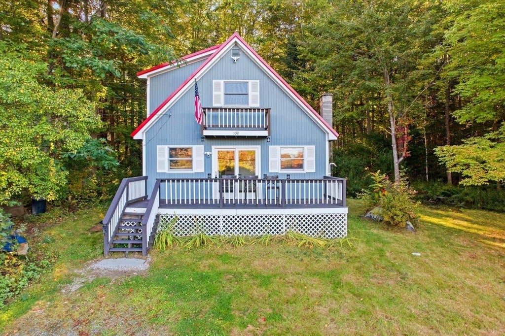 Photo of 132 Rocks Edge Road, Bethlehem, NH 03574 (MLS # 5110926)