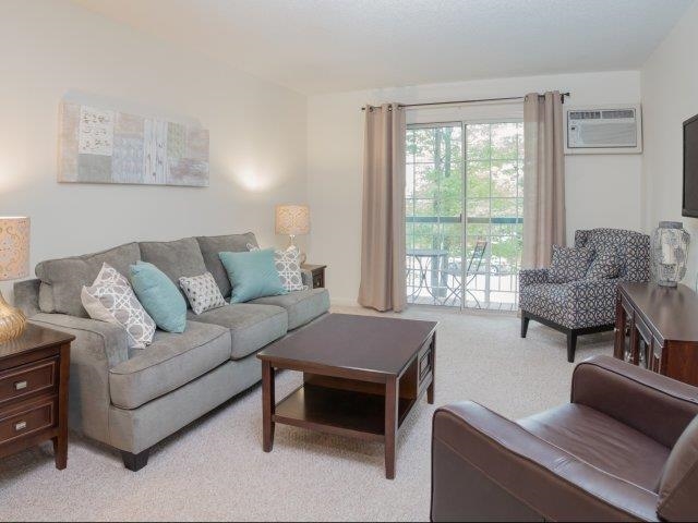 25 Greenview Drive - Photo 4