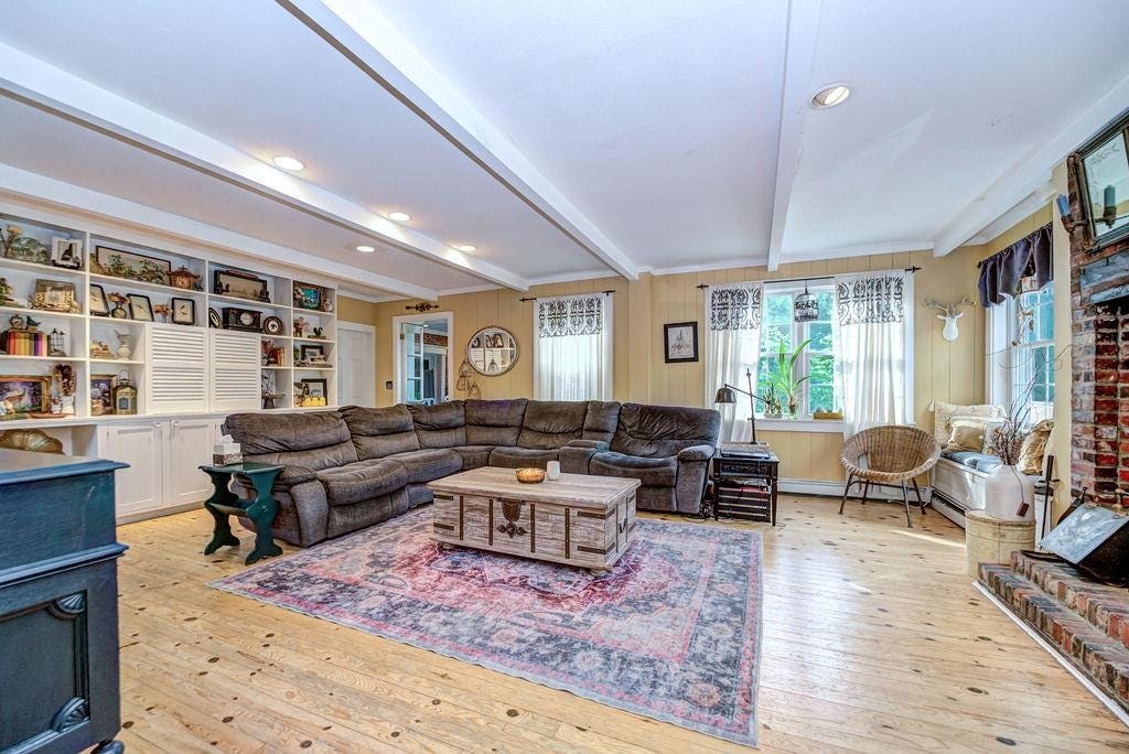 Photo of 349 Main Street, Hampstead, NH 03841 (MLS # 5103707)