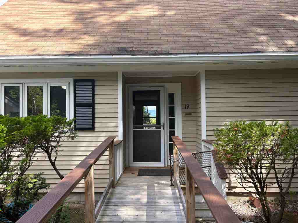 Photo of 19 Cross Country Lane, Plymouth, NH 03262 (MLS # 5105189)