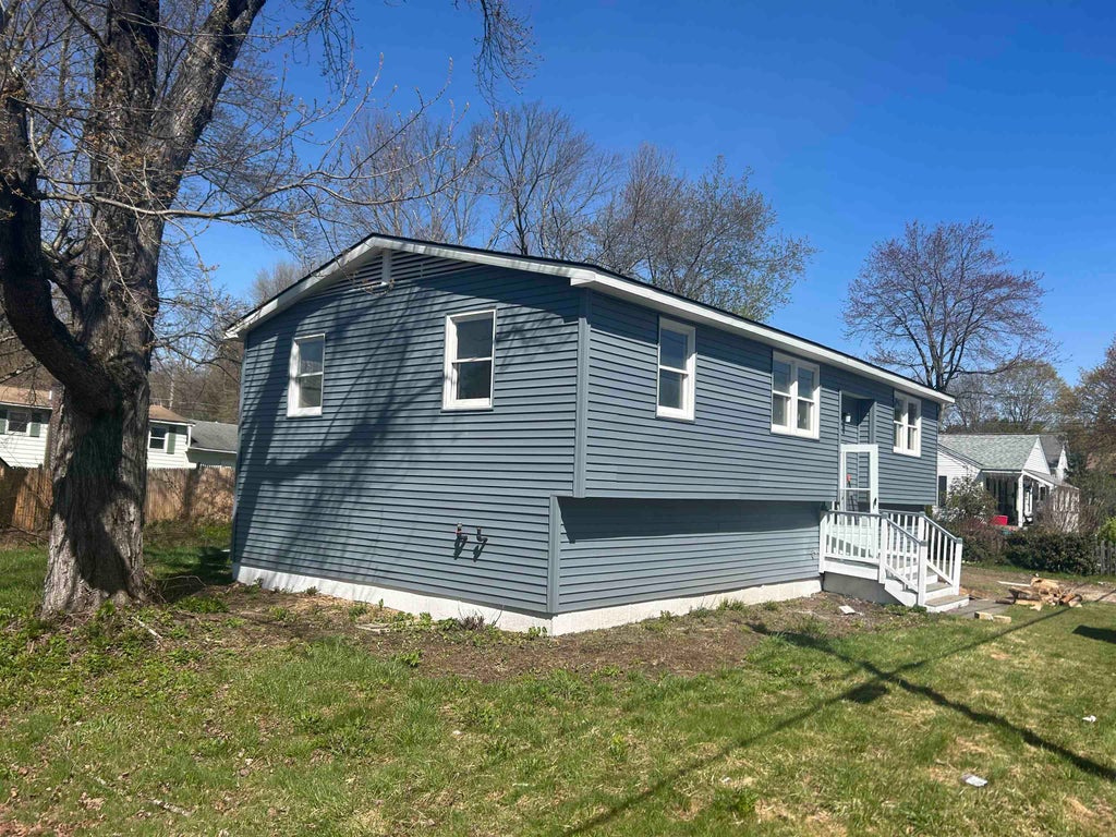 Photo of 140 Carroll Street, Keene, NH 03431 (MLS # 5107209)