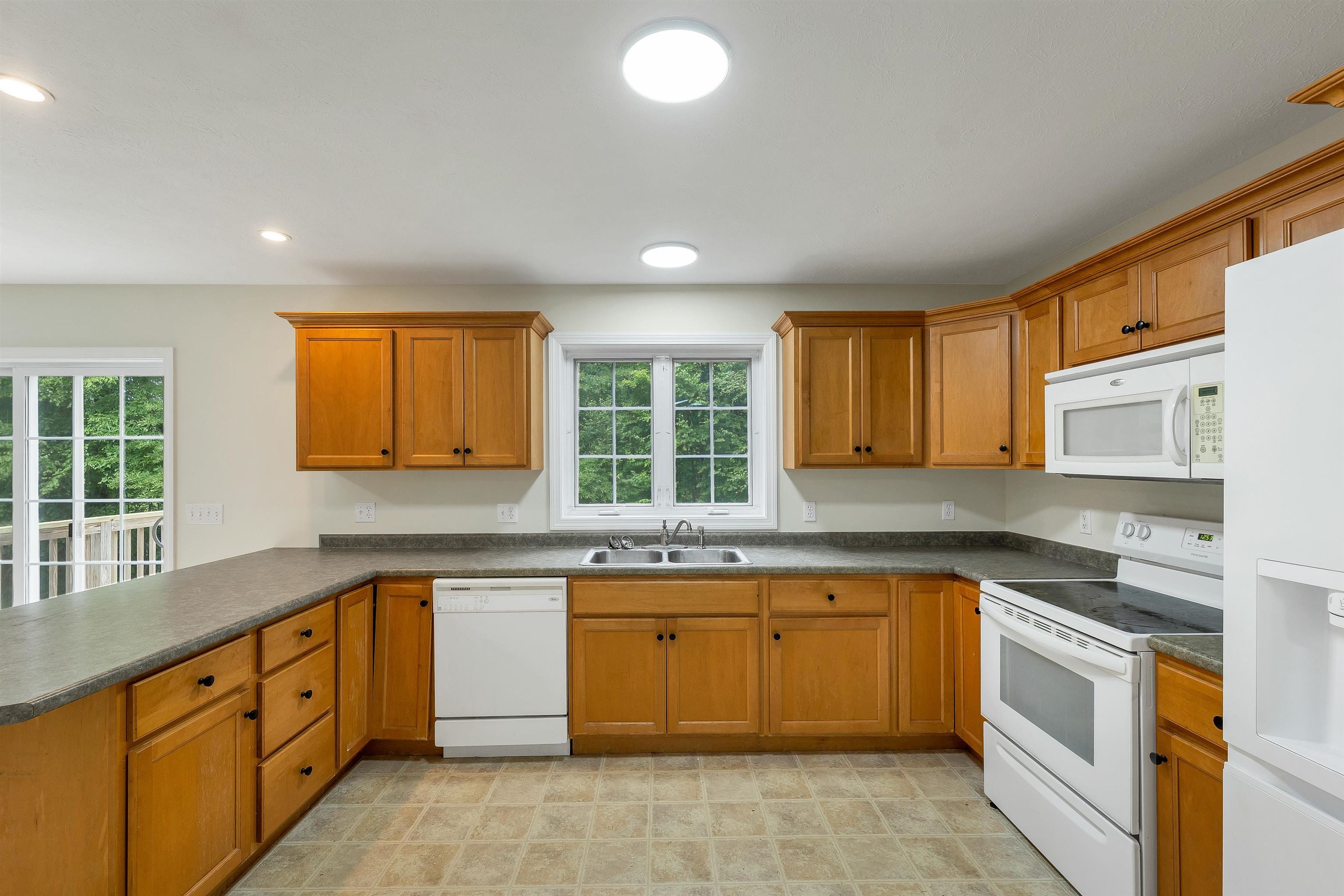 166 Sandown Road 3