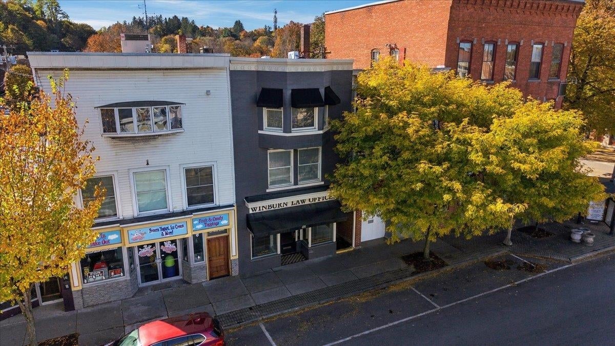 409 Main Street