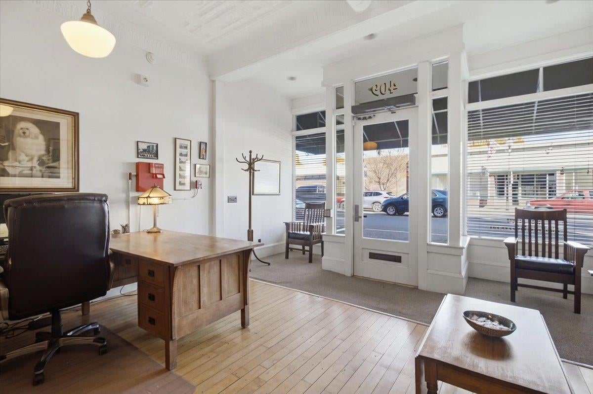 409 Main Street