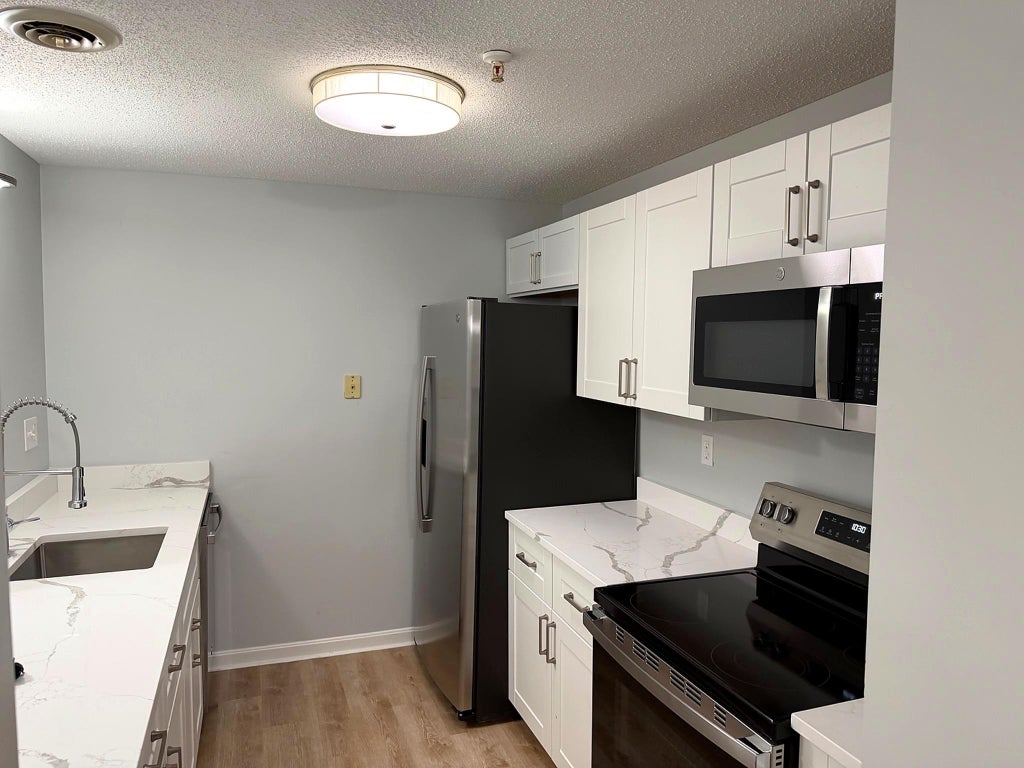 Photo of 2 Mayfair Lane #101, Nashua, NH 03063 (MLS # 5111669)