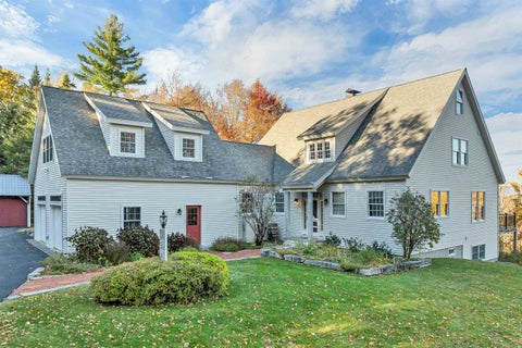 Photo of 11 Loft Circle, Campton, NH 03223 (MLS # 5115198)